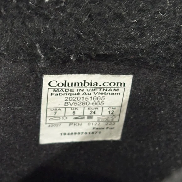 Columbia Kids' Fuchsia and Black Snow Boots - Picture 8 of 10